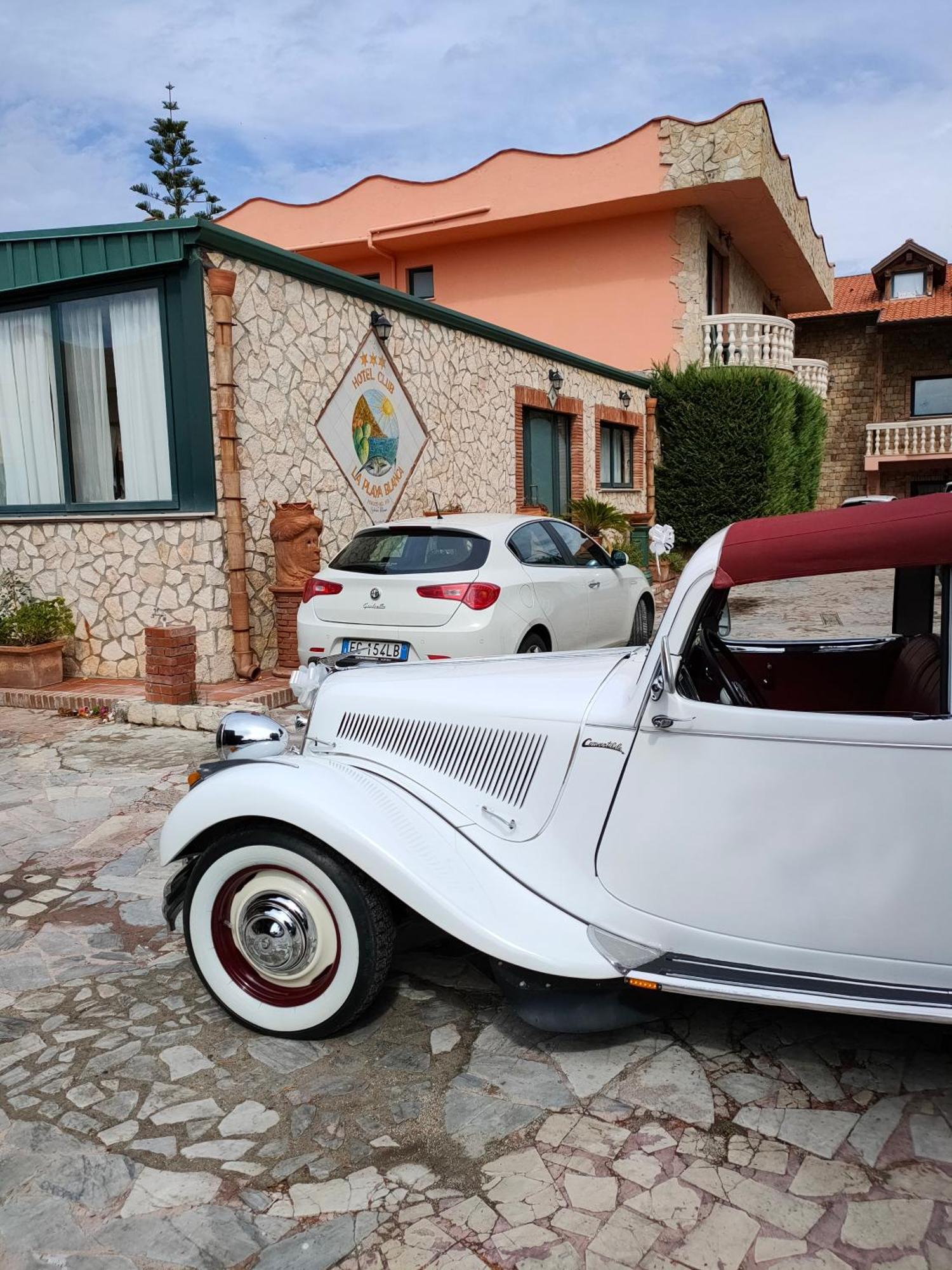 Hotel La Playa Blanca Santo Stefano di Camastra Exterior photo